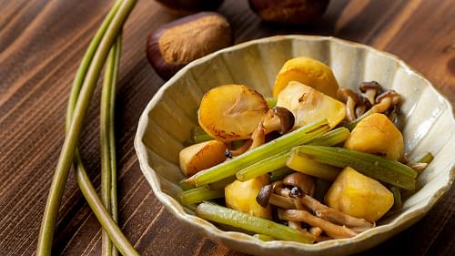 芋づると秋野菜の煮物
